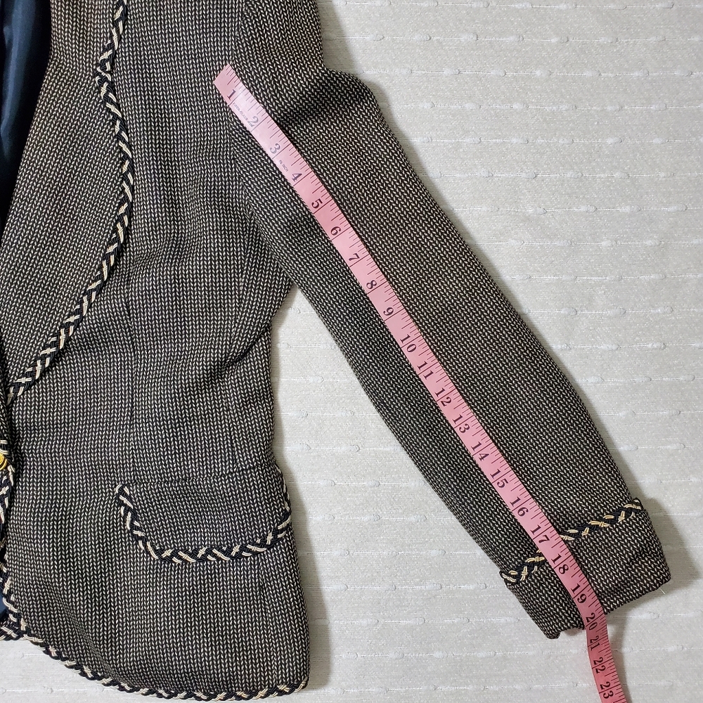 Christian‎ Dior Women’s Herringbone Suit Set. Size 8 - Picture 9 of 16